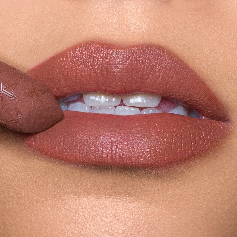 NEW Jeffree Star Cosmetics Velvet Trap Lipstick in Man Down